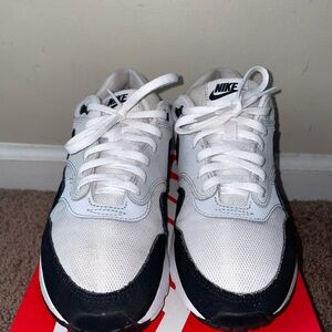 Nike Classic White and Black Trainers